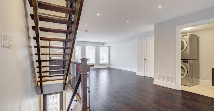 Upper 2 Levels-14 Rotherham Avenue, Toronto, ON, M6M 1L8 - 7