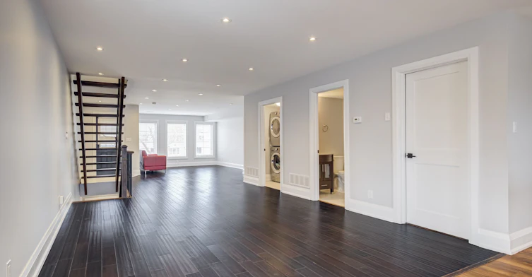 Upper 2 Levels-14 Rotherham Avenue, Toronto, ON, M6M 1L8 - 8