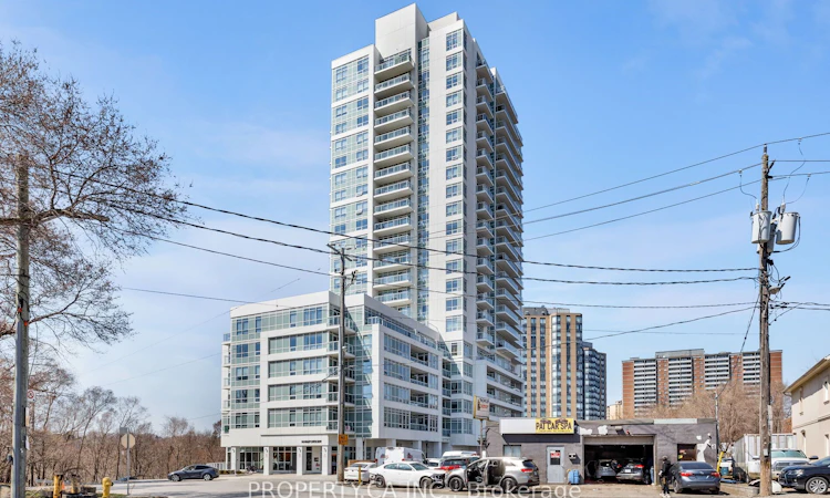 1102-10 Wilby Crescent