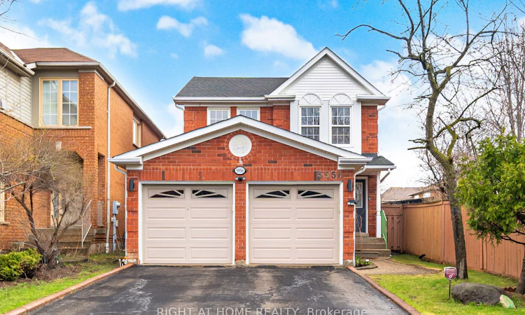 5956 Dalebrook Crescent