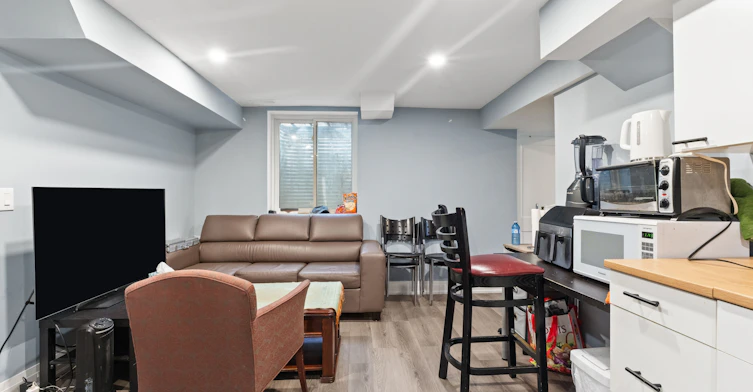 (Unit A)-1527 Chiddingstone Circle, Mississauga, ON, L5M 3P8 - 5