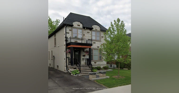 Lower-77 Murrie Street, Toronto, ON, M8V 1X6