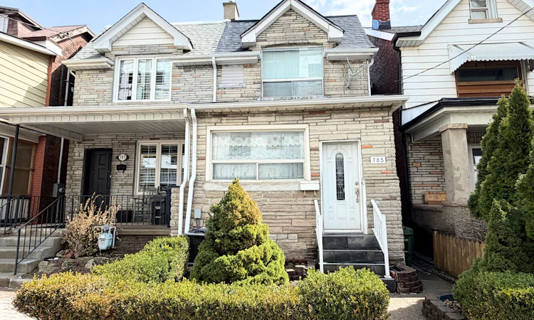 785 Lansdowne Avenue