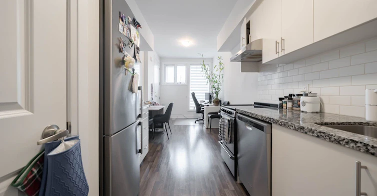 1-1776A Lawrence Avenue W, Toronto, ON, M6L 0A3