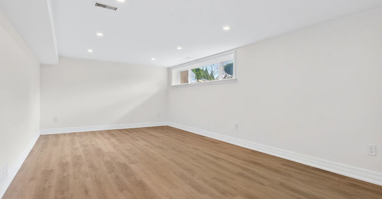 Basement-67 Robinglade Drive, Toronto, ON, M9B 2R2 - 4