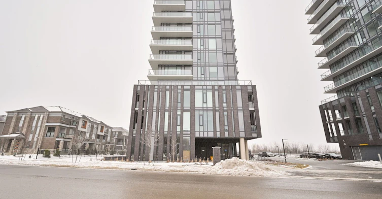 810-225 Veterans Drive, Brampton, ON, L7A 5L7