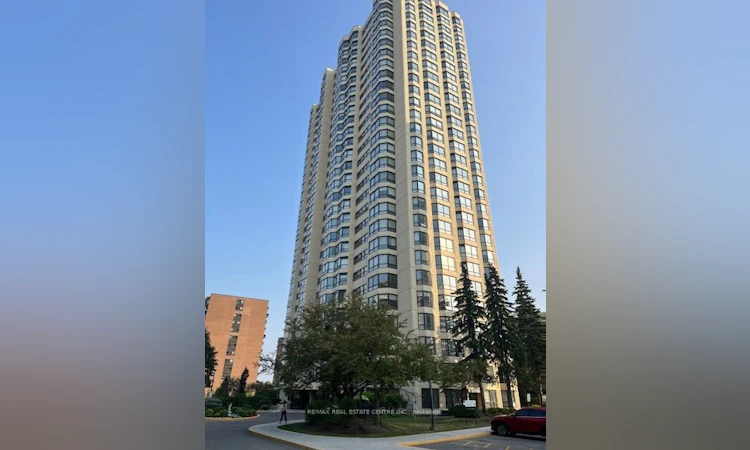 407-8 Lisa Street