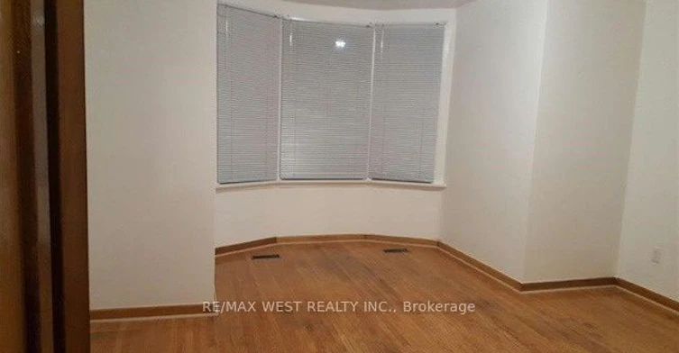 Upper-78 Millicent Street, Toronto, ON, M6H 1W4 - 4
