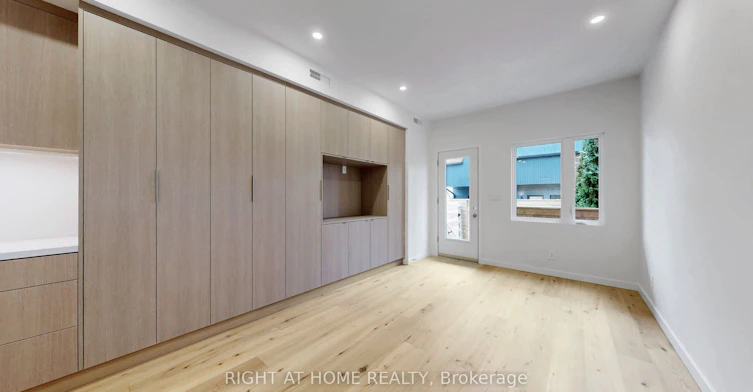 1-14 Salem Avenue, Toronto, ON, M6H 3C1 - 3