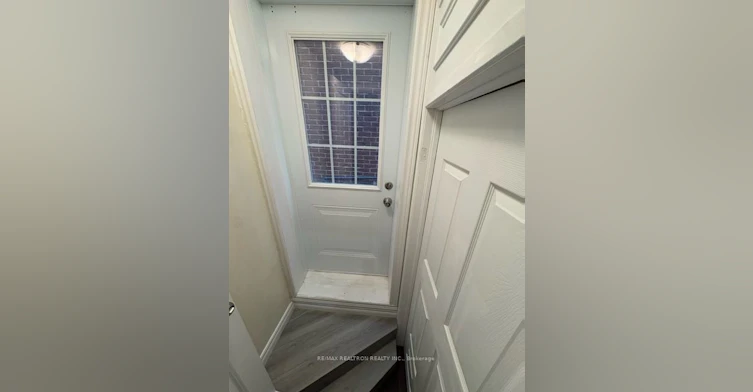 Lower-1139 Farmstead Drive, Milton, ON, L9E 1K8
