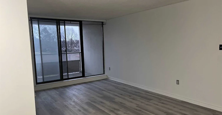 307-4 King Cross Road, Brampton, ON, L6T 3X8 - 5
