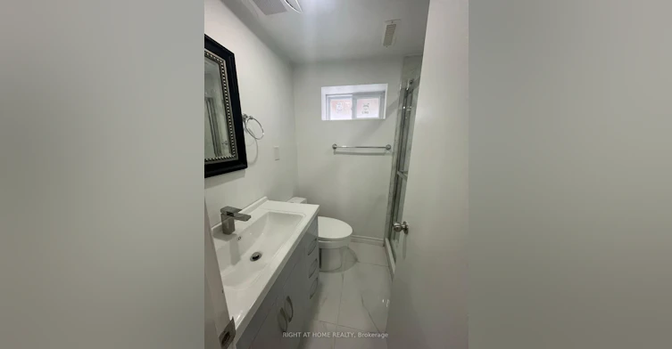 2802 Hollington Crescent, Mississauga, ON, L5K 1E9 - 8