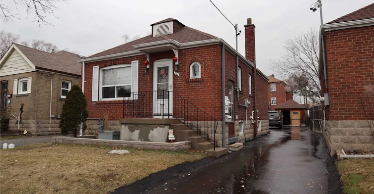 226 Church Street, Toronto, ON, M9N 1P1