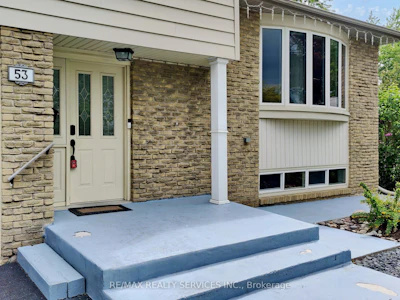 53 Geneva Crescent - 2