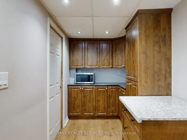 53 Geneva Crescent, Brampton, ON, L6S 1K7 - 40