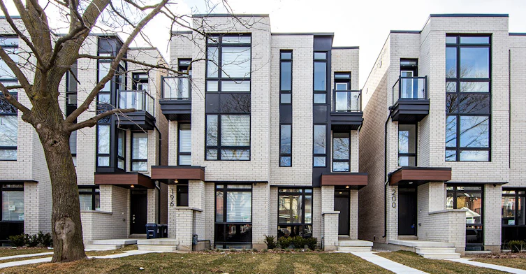 198 Mcroberts Avenue, Toronto, ON, M6E 4P5