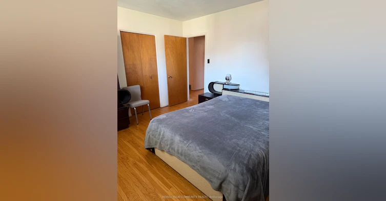 UPPER-300 Driftwood Avenue, Toronto, ON, M3N 2P1 - 19