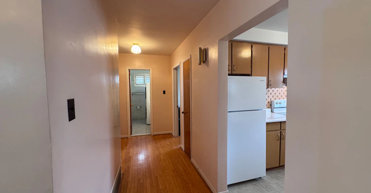 UPPER-300 Driftwood Avenue, Toronto, ON, M3N 2P1 - 14
