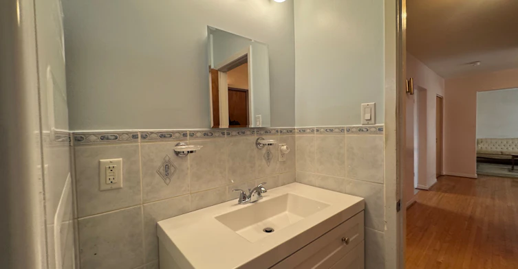 UPPER-300 Driftwood Avenue, Toronto, ON, M3N 2P1 - 24