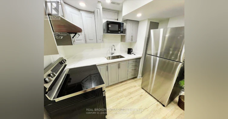 70 Campwood Crescent, Brampton, ON, L6P 0W8 - 4