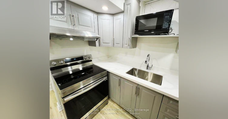70 Campwood Crescent, Brampton, ON, L6P 0W8 - 5