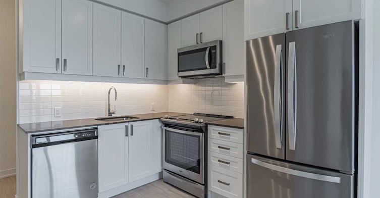 2418-8 Nahani Way, Mississauga, ON, L4Z 4J8 - 7