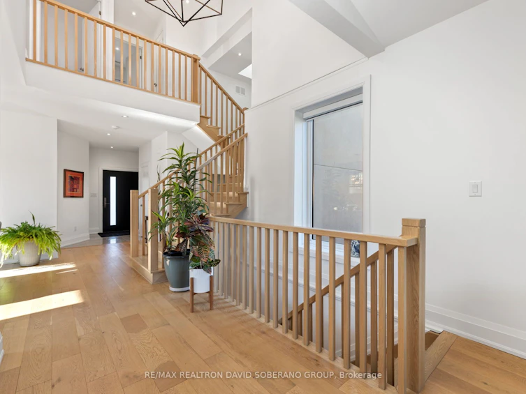105 Winston Park Boulevard, Toronto, ON, M3K 1C4 - 9