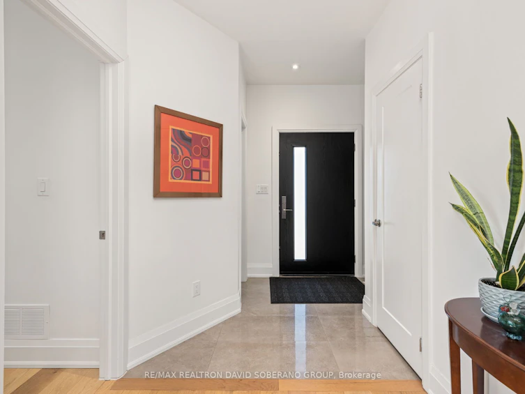 105 Winston Park Boulevard, Toronto, ON, M3K 1C4 - 4