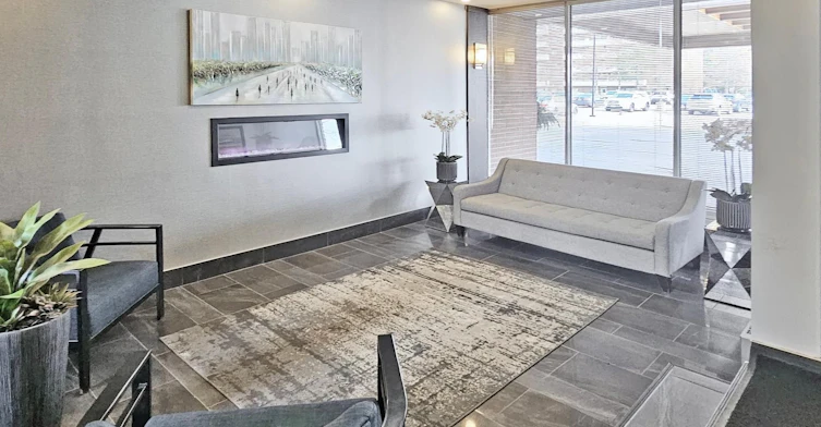 310-1660 Bloor Street, Mississauga, ON, L4X 1R9 - 3