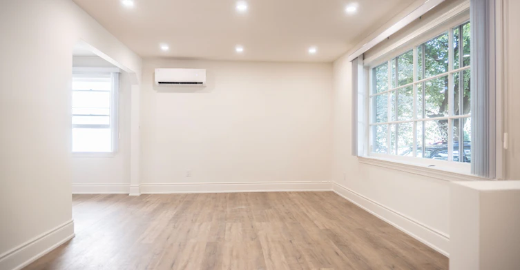 Upper-148 Martin Grove Road, Toronto, ON, M9B 4K9 - 15
