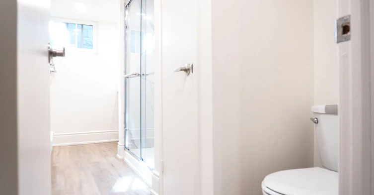 Lower-148 Martin Grove Road, Toronto, ON, M9B 4K9 - 6