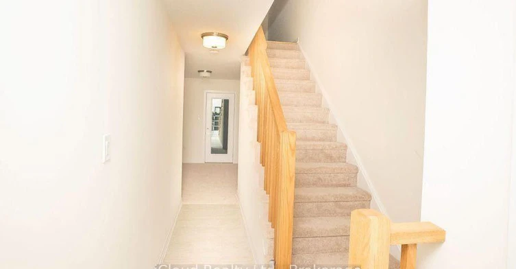 84 Fieldridge Crescent, Brampton, ON, L6R 0C2 - 3