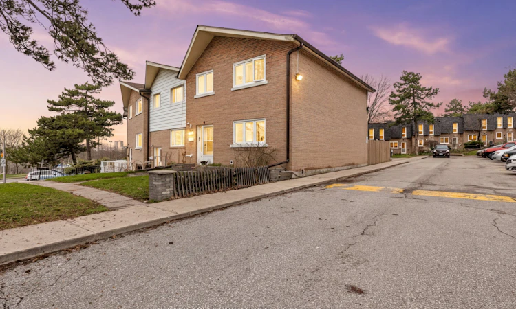 5-10 Grandravine Drive