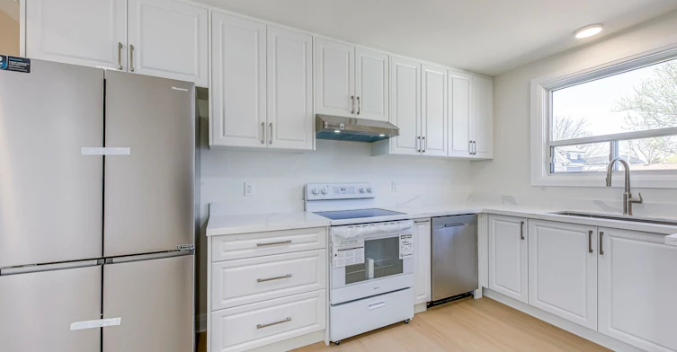 451 Sandmere Place, Oakville, ON, L6L 4G5 - 7
