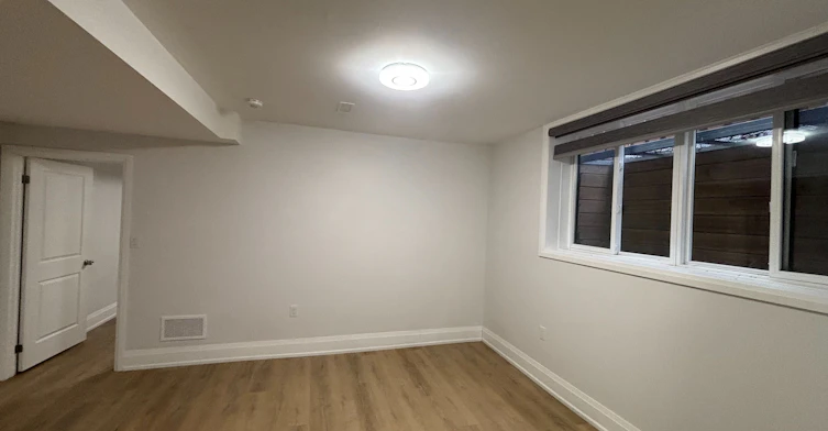 Basement-897 Fourth Street, Mississauga, ON, L5E 1J8 - 8