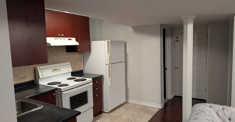 3434 Crimson King Circle, Mississauga, ON, L5N 8M9 - 3