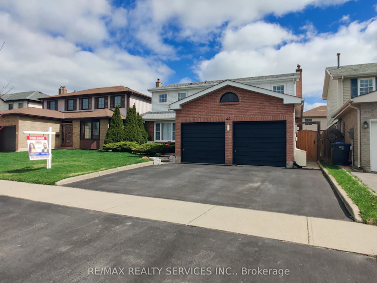 49 Mikado Crescent, Brampton, ON, L6S 3R5 - 2