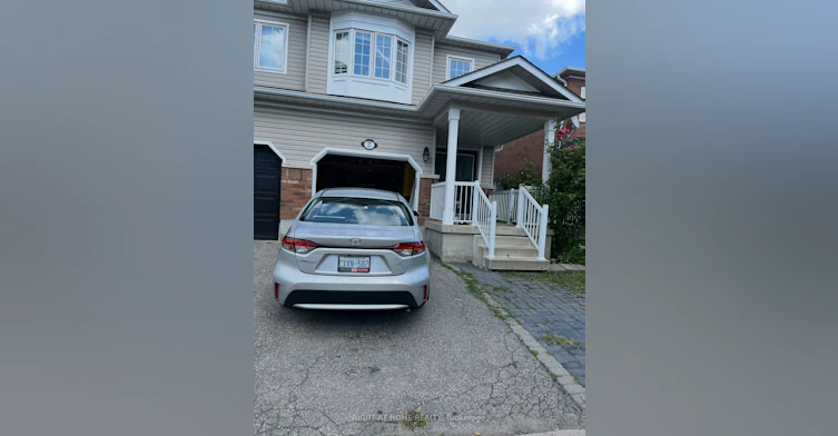 BASEMENT-27 Dills Crescent E, Milton, ON, L9T 5P9