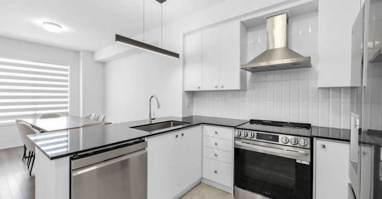 96 Coolhurst Avenue, Brampton, ON, L7A 5L9 - 6