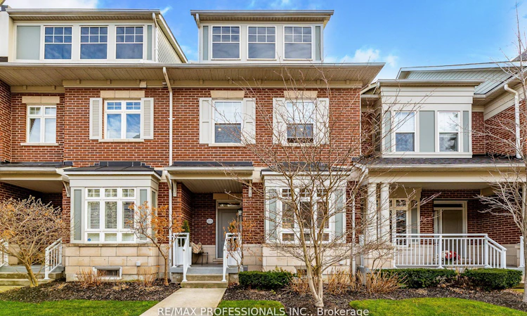 13 Compass Way