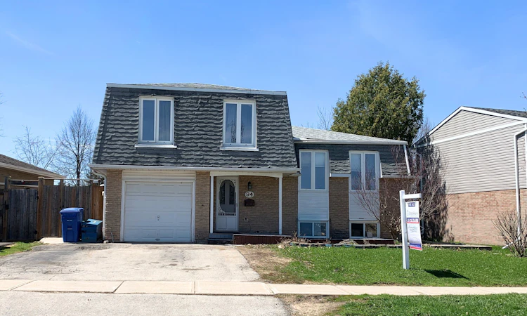 94 Diane Drive