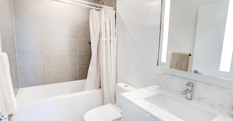 Lower Penthouse #17-270 Dufferin Street, Toronto, ON, M6K 0H8 - 26