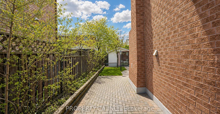 1469 Brentano Boulevard, Mississauga, ON, L4X 1A2 - 8