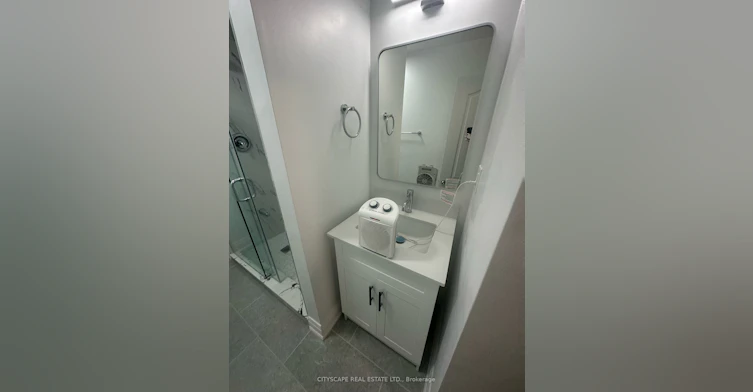 Unit 1-1710 St Clair Avenue W, Toronto, ON, M6N 1J1 - 6