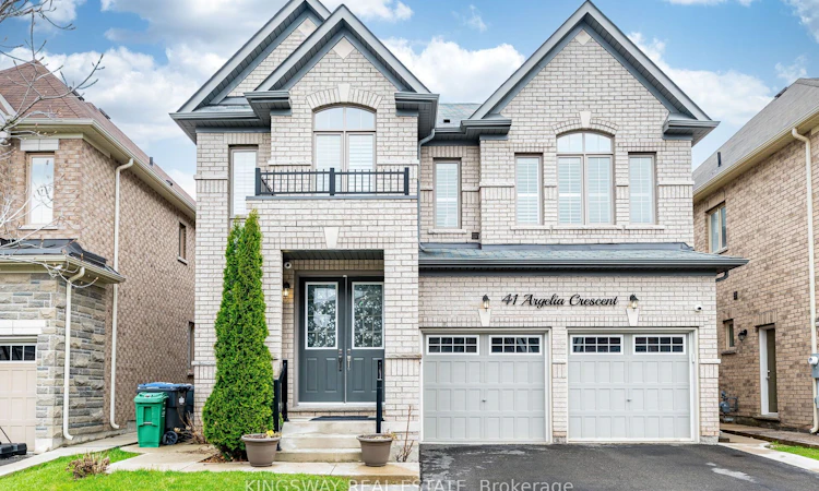 41 Argelia Crescent