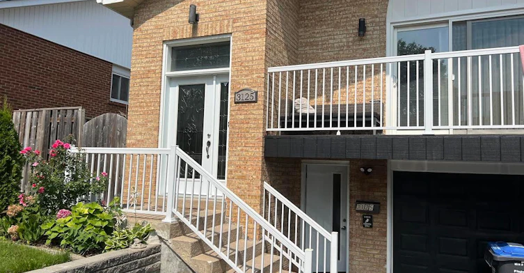Lower-3125 Lednier Terrace, Mississauga, ON, L4Y 3Z9