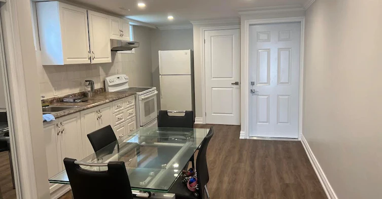 Lower-3125 Lednier Terrace, Mississauga, ON, L4Y 3Z9 - 4