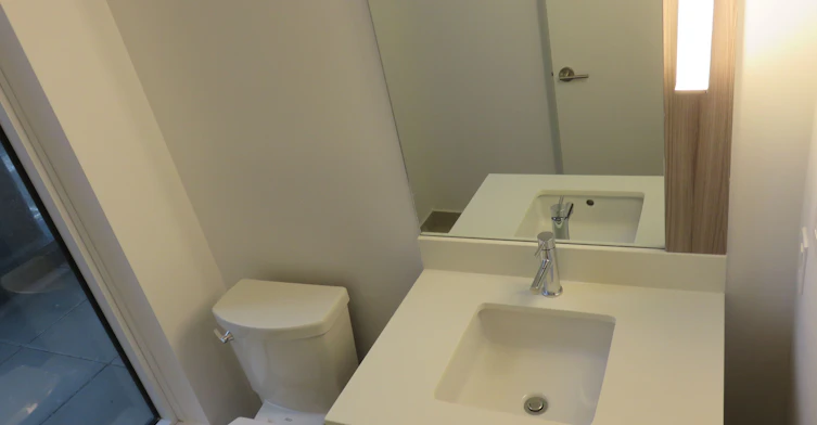 204-215 Veterans Drive, Brampton, ON, L7A 5L7 - 14