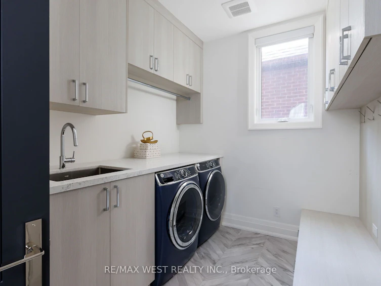 64 Thompson Avenue, Toronto, ON, M8Z 3T4 - 23