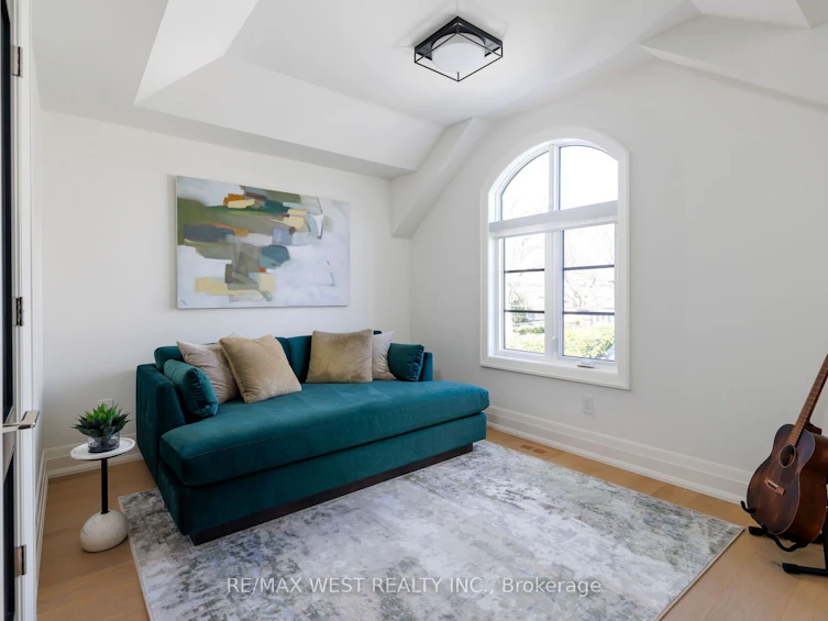 64 Thompson Avenue, Toronto, ON, M8Z 3T4 - 33